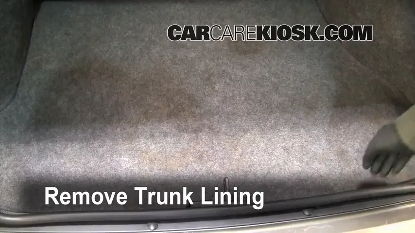 2000 Saturn SL 1.9L 4 Cyl. Jack Up Car